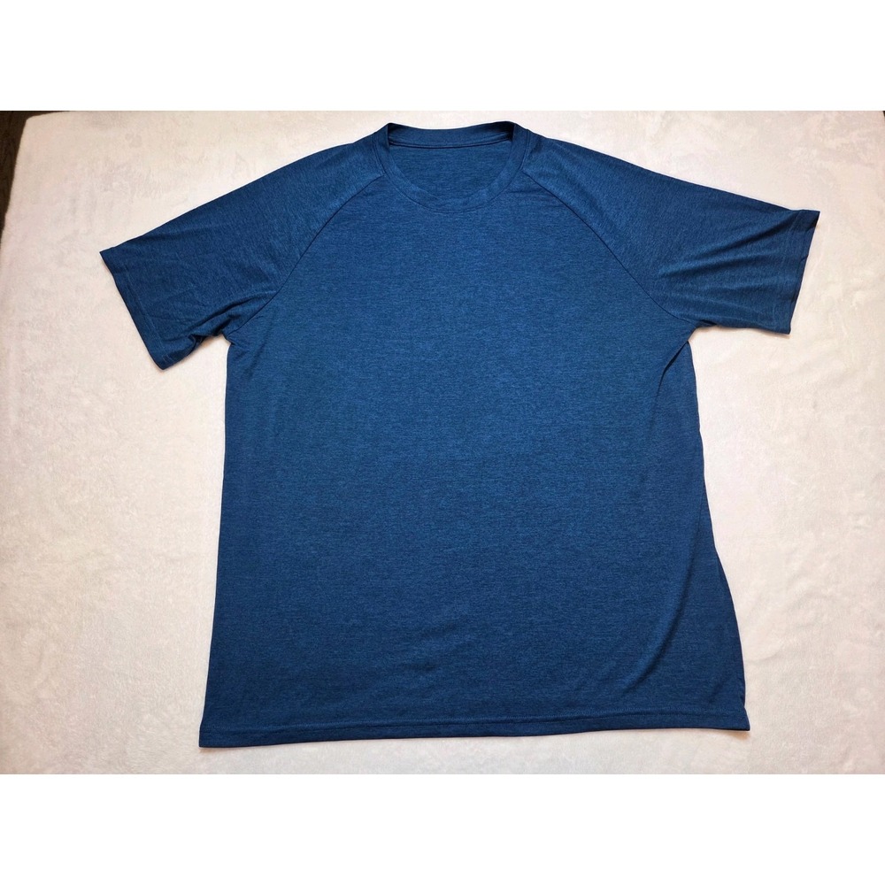 126-Mens XL Blue Athletic‎ Performance T Shirt  Moisture Wicking Activewear